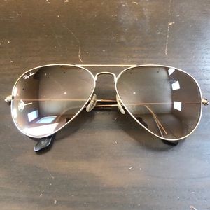 Name brand sunglasses in good condition